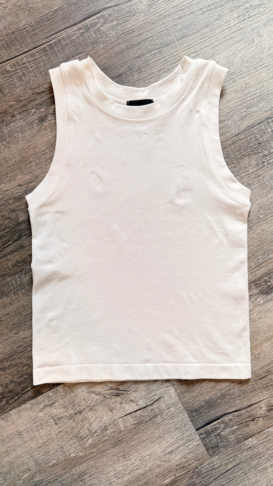 YOLY TOP